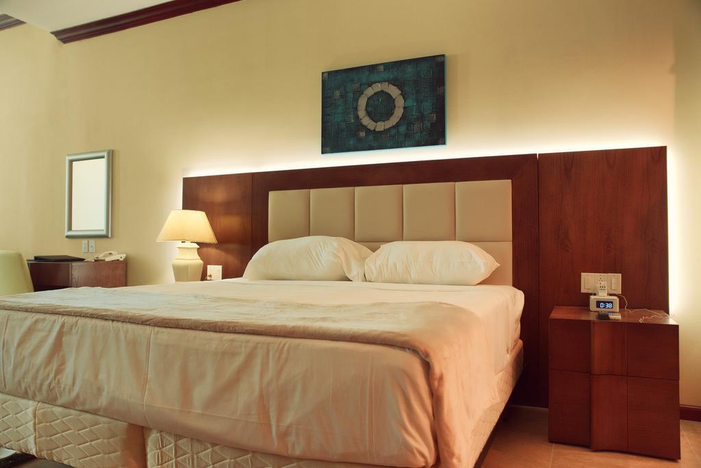 Ramada By Wyndham Princess Georgetown Exterior photo