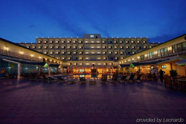 Ramada By Wyndham Princess Georgetown Exterior photo